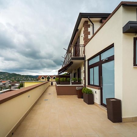 Casa Vacanze - Residence Villa Don Salvatore 아그로폴리 외부 사진