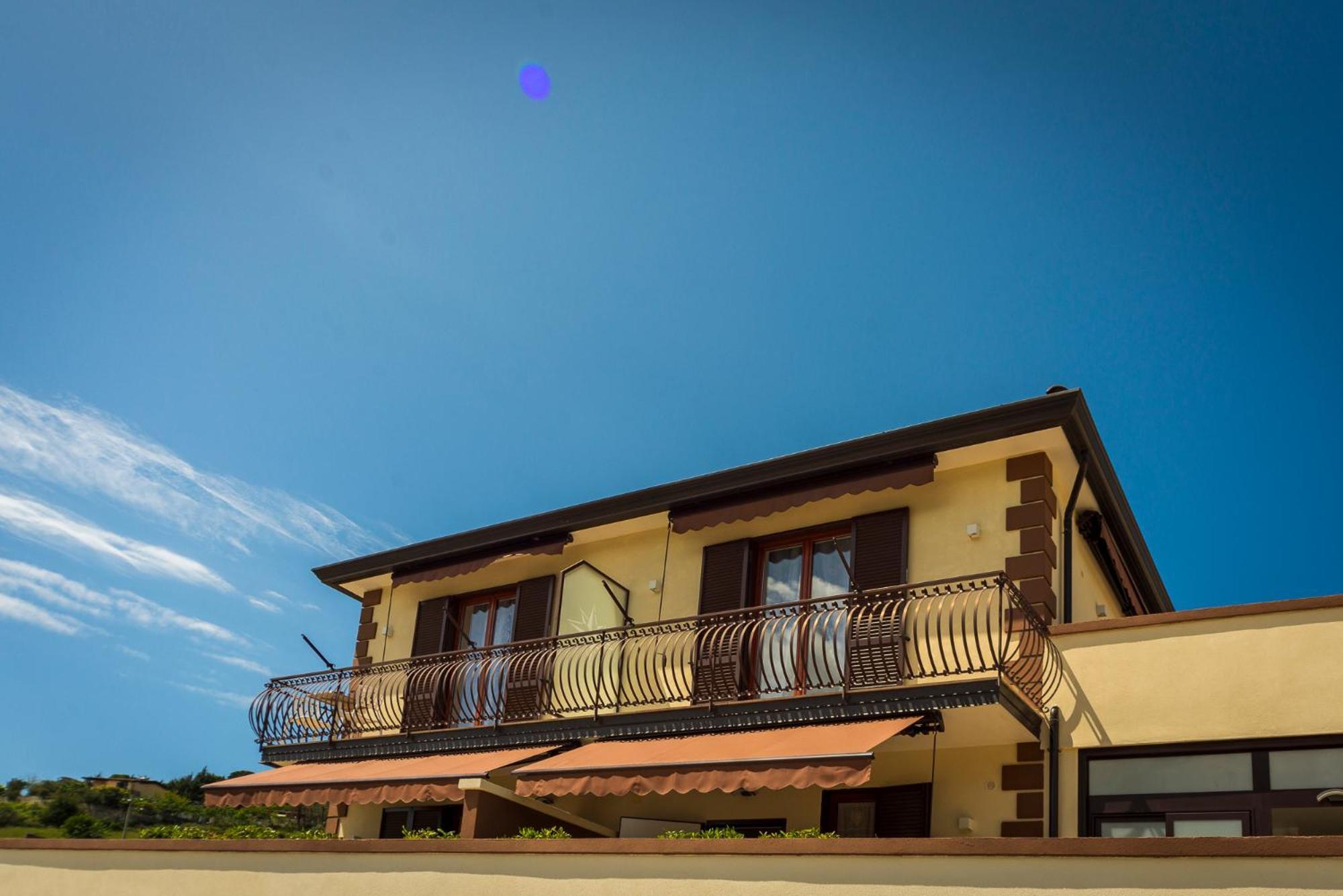 Casa Vacanze - Residence Villa Don Salvatore 아그로폴리 외부 사진